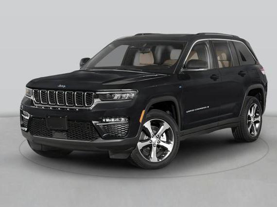 JEEP GRAND CHEROKEE 2024 1C4RJYB68RC117597 image
